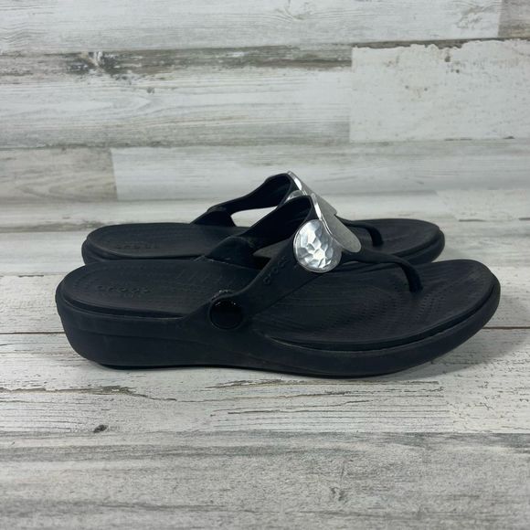 CROCS Shoes - Crocs Womens Sanrah Embellished T Strap Wedge Flip Flop Sandals Black Size 9